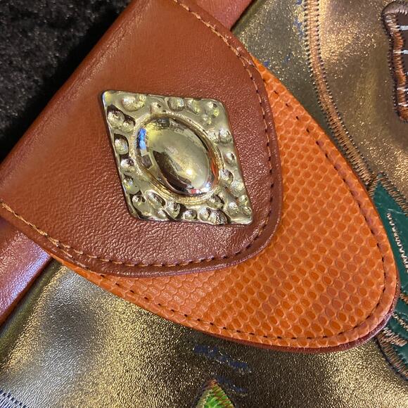 Vintage Leather Giraffe Embroidered Patchwork Metallic Embossed Purse Leaf Gold - Picture 5 of 14